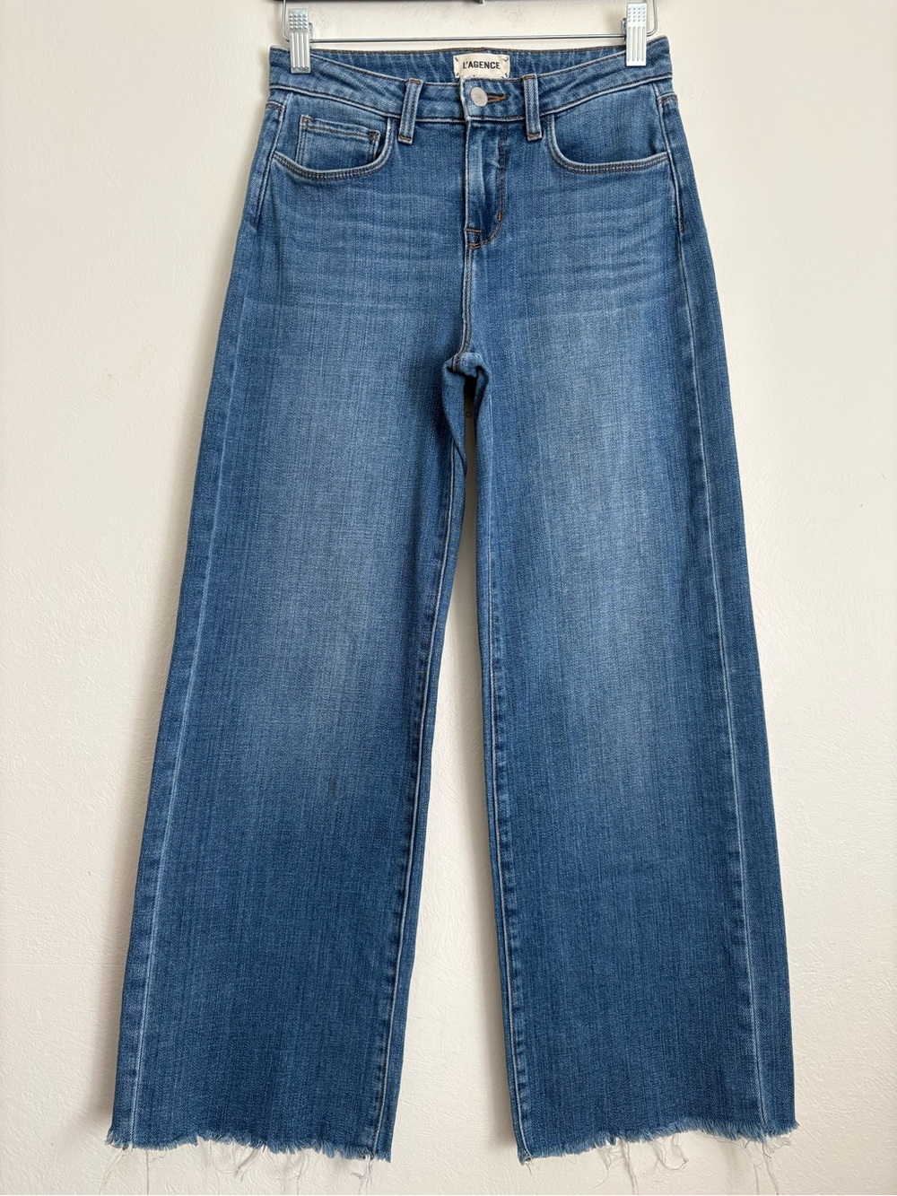 L’AGENCE Danica High Rise Wide Leg Raw Hem 94% Cotton Jeans 24 Ins 26.5”
